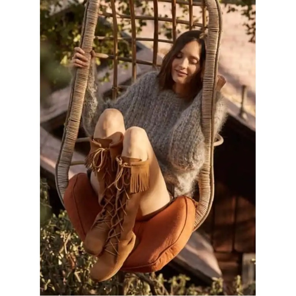 Minnetonka Womens Front Lace Knee High Boot Brown Suede Fringe Size 9